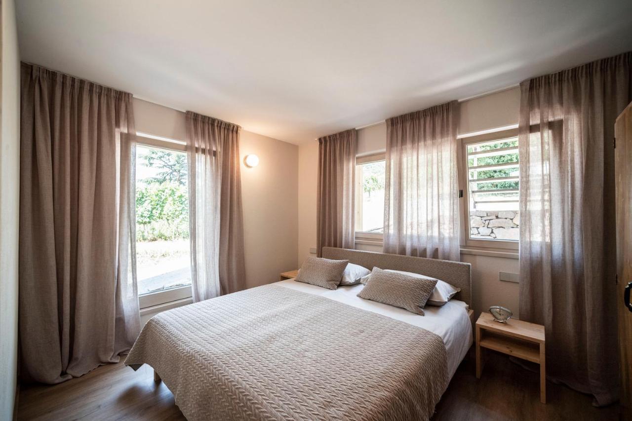 Apartment Weingut Kornell - Schafferhaus Cosmas Und Zeder Terlano